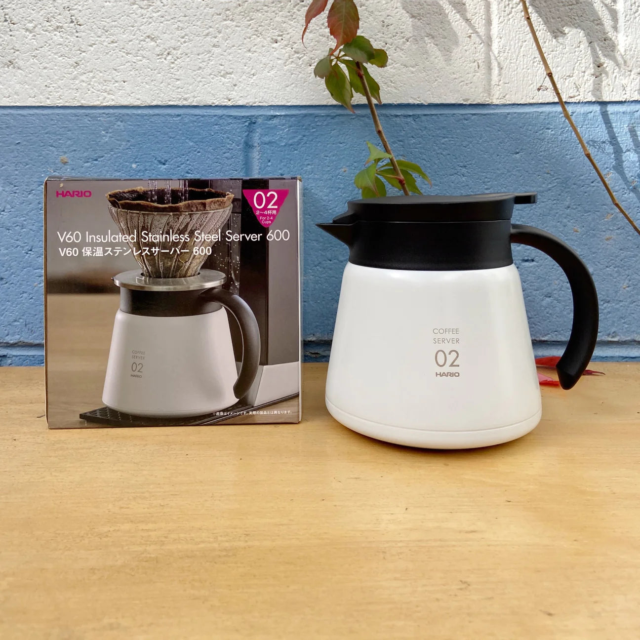 Hario V60 Insulated Stainless Steel Server 600ml - White ابريق حافظ للحرارة والبرودة