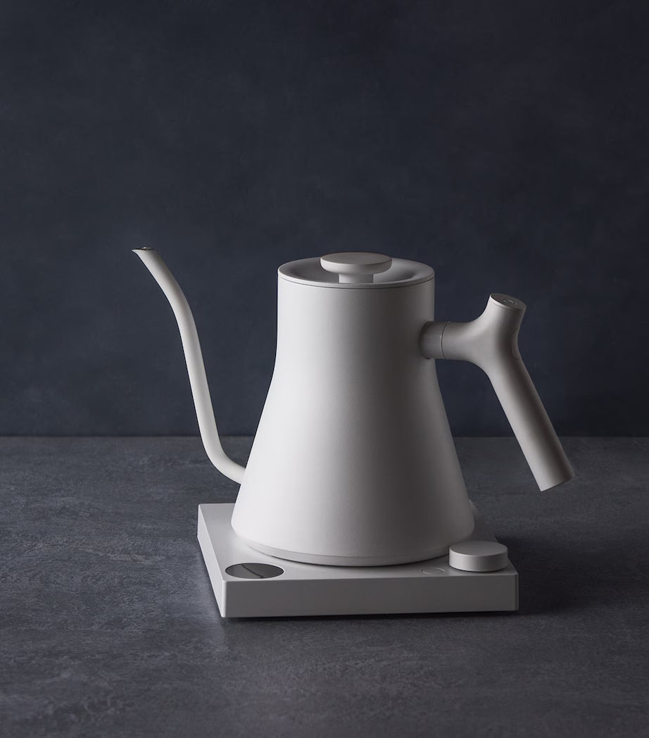 Stagg EKG Electric Pro Kettle 0.9L - Matte White | غلاية كهربائية فيلو