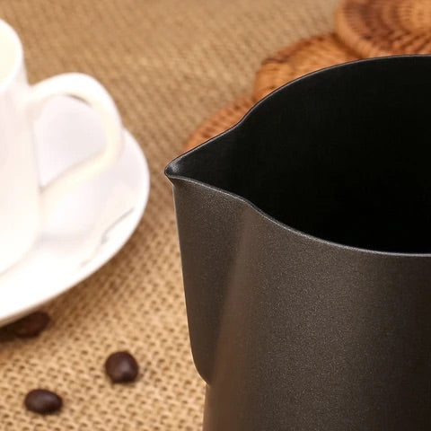 Barista Space Teflon Black Pitcher ابريق تبخير الحليب