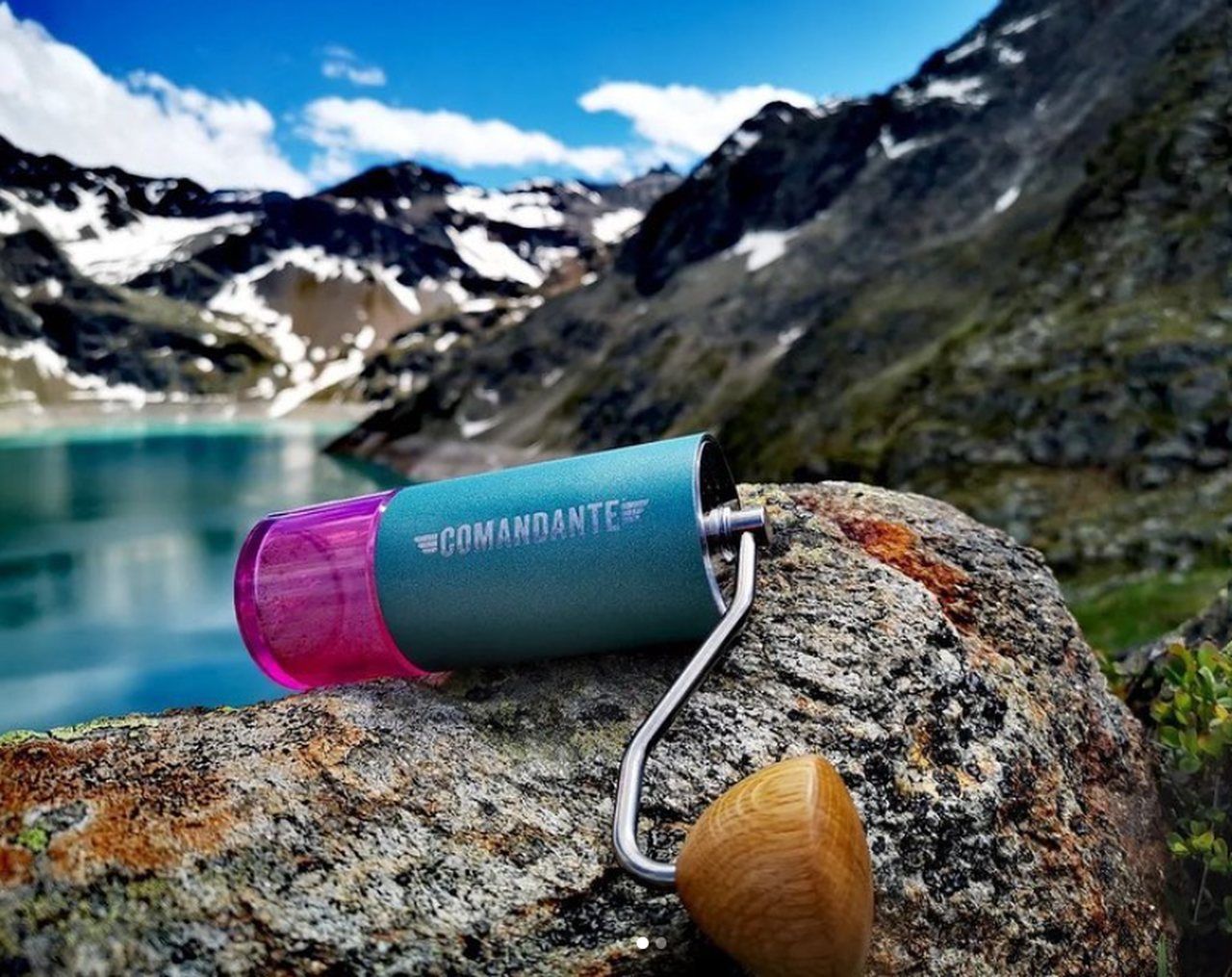 Comandante C40 Mk4 Nitro Blade Grinder - Alpine Lagoon مطحنة يدوية